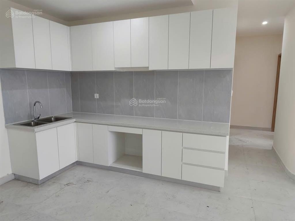 Rổ hàng chuyển nhượng auroda q8 bến bình đông 2,3 tỷ căn nhận nhà sau tết