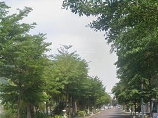 Cho thuê lô đất vip mặt tiền đường bình hà, view hồ sinh thái quy nhơn. dt 180m2. giá 15triệu/tháng