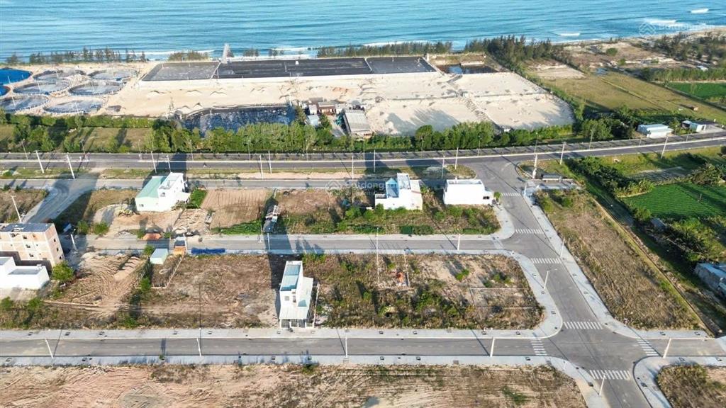 Bán đất ven biển cát khánh, huyện phù cát. diện tích 200m2, full thổ cư. giá bán tốt