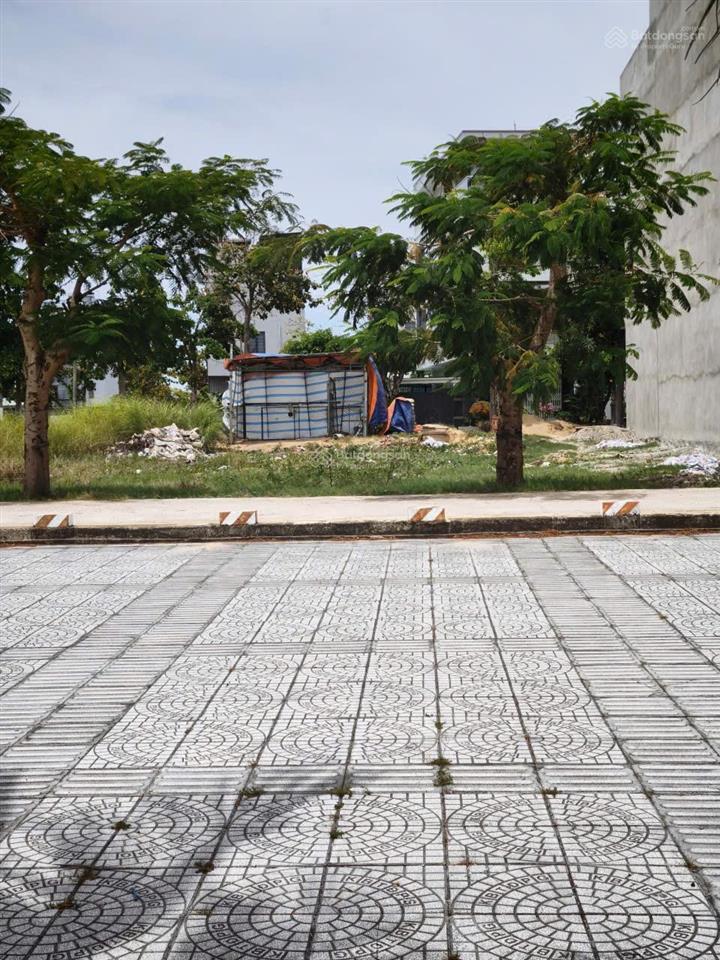 Cần bán gấp lô đất khu đại phú gia quy nhơn. diện tích 81m2. hướng sông mát mẻ. giá bán chỉ 3,15 tỉ