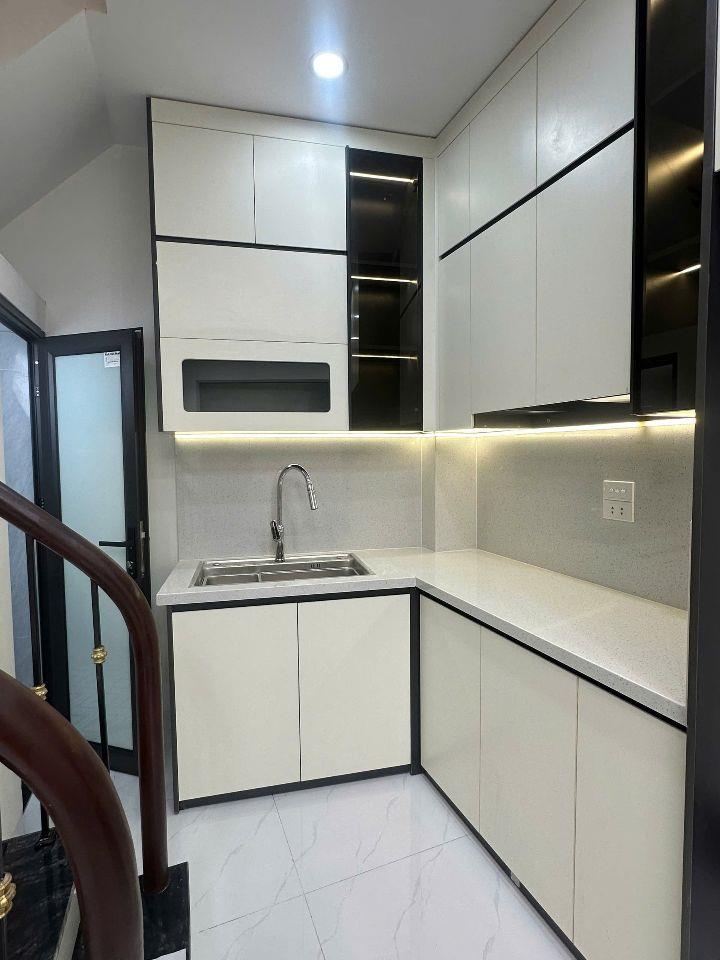 Bán nhà ngõ Hoà Bình 7, phường Bạch Mai. Diện tích sổ 20,5m2 , thực tế 24m2 ! Giá 6tỷ3
