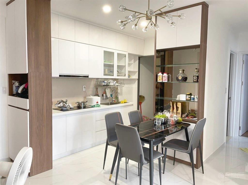 Bán căn hộ d’lusso 68m2 2pn2wc giá 5,8 tỷ. nhà đẹp, căn có sẵn không phải rao tùm lum 0768 941 ***