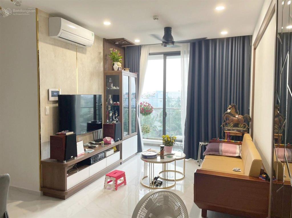 Bán căn hộ d’lusso 68m2 2pn2wc giá 5,8 tỷ. nhà đẹp, căn có sẵn không phải rao tùm lum 0768 941 ***