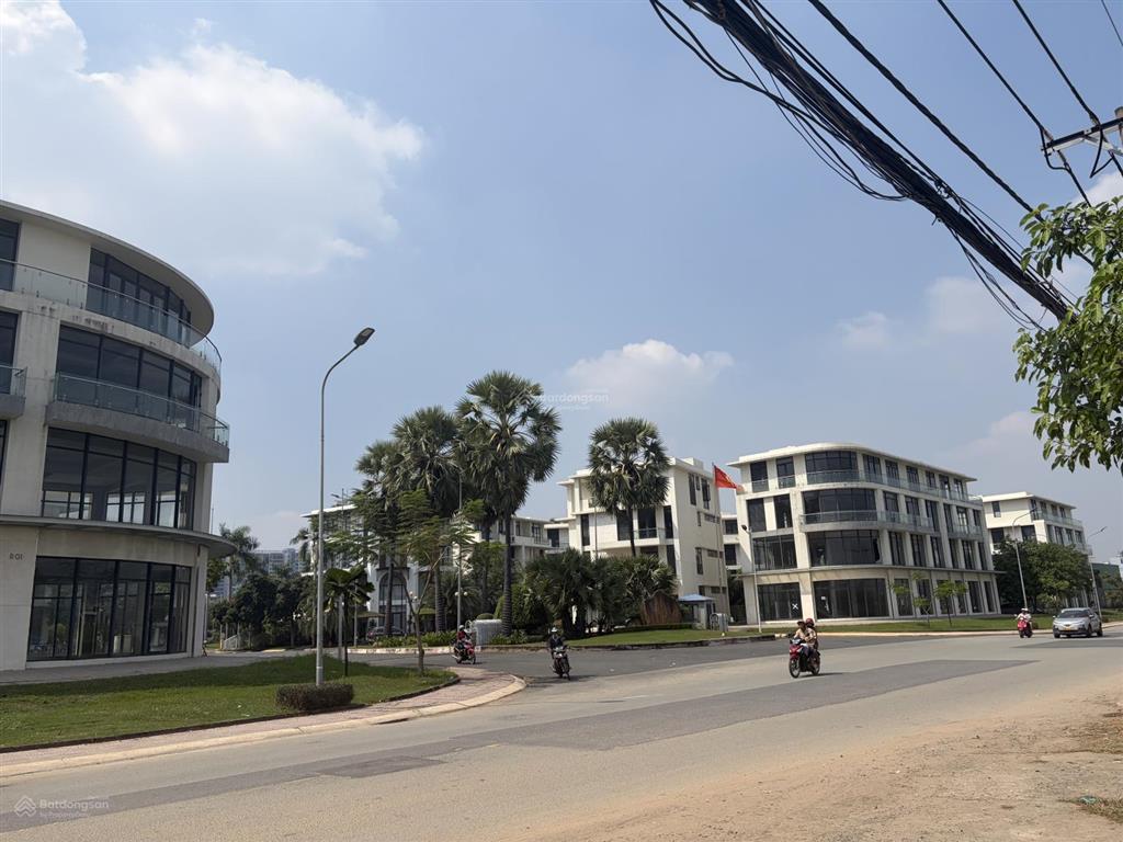 Bán đất 4,2 tỷ ngay hẻm 95 bưng ông thoàn, kế bên villa park, liên phường