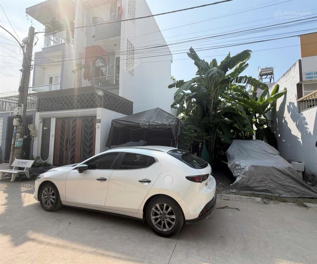Bán đất đường bưng ông thoàn, phú hữu, 1/ đẹp ngay villa park