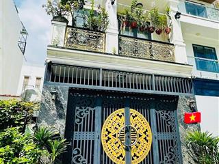 Cần bán căn nhà 1t 2l rất đẹp đường 102 tăng nhơn phú, man thiện đi vào