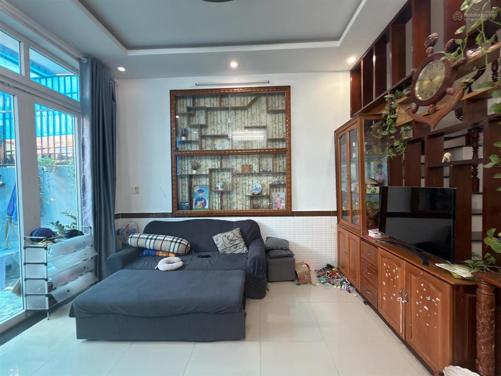 Cần bán nhà 1t2l, ngã 3 lò lu, lã xuân oai, giá tốt 5,5 tỷ