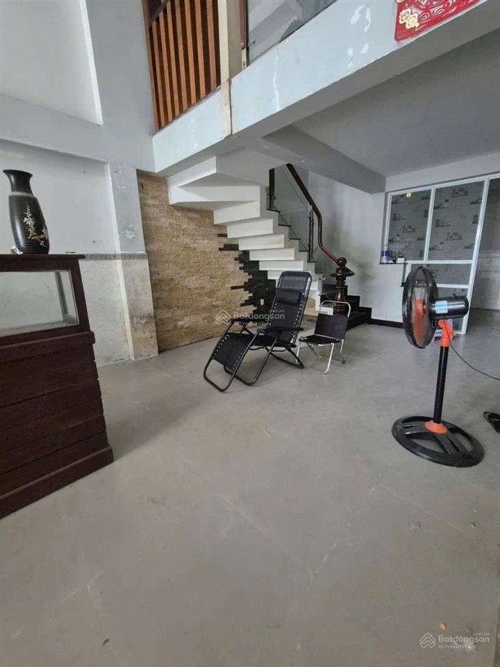 Nhà mặt tiền kinh doanh đường trần bá giao  p.5