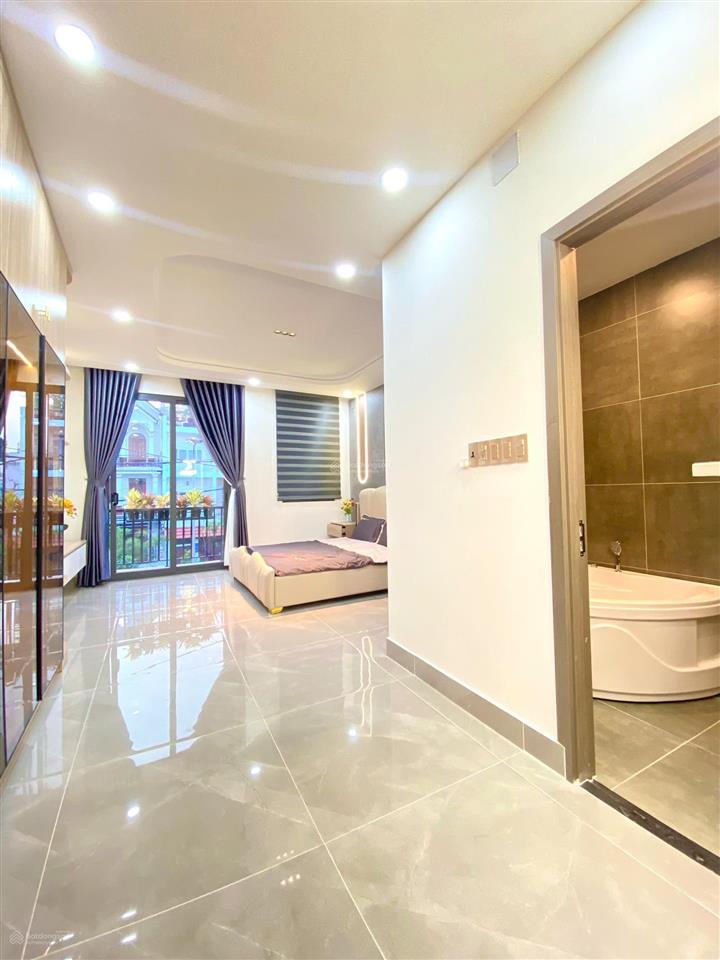 Bán nhà mặt tiền kênh tl37 ngay khu trung tâm phường an phú đông, cạnh cụm trường cấp 123