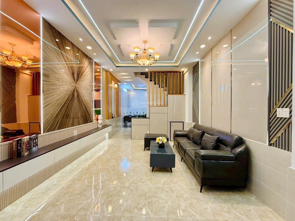 Bán nhà 1 trệt 1 lầu gần ngã tư ga, 4x12 xe hơi đậu cửa