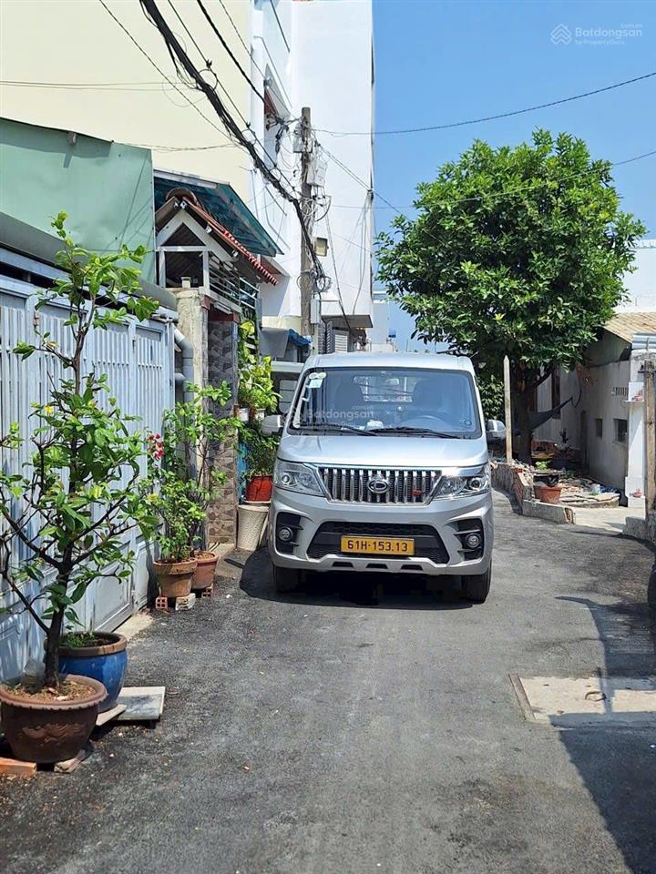 Nhà xây mới 5,5x10, ngay chợ cầu đồng  ngã tư ga, sát bên gò vấp