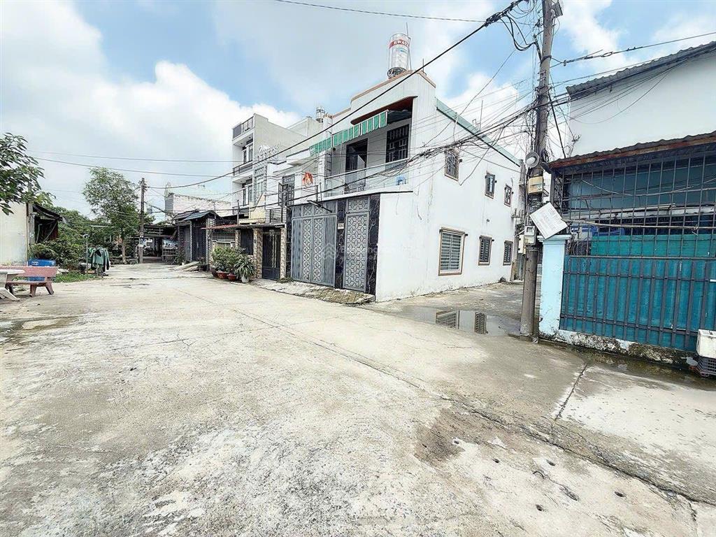 Đất hẻm ô tô tx24  88m2 full thổ cư, qua gò vấp chỉ 5 phút