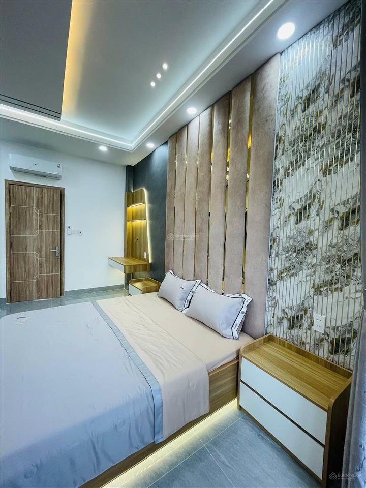 Nhà phố xây mới  khu đồng bộ cao cấp  cạnh bên ủy ban phường thạnh xuân