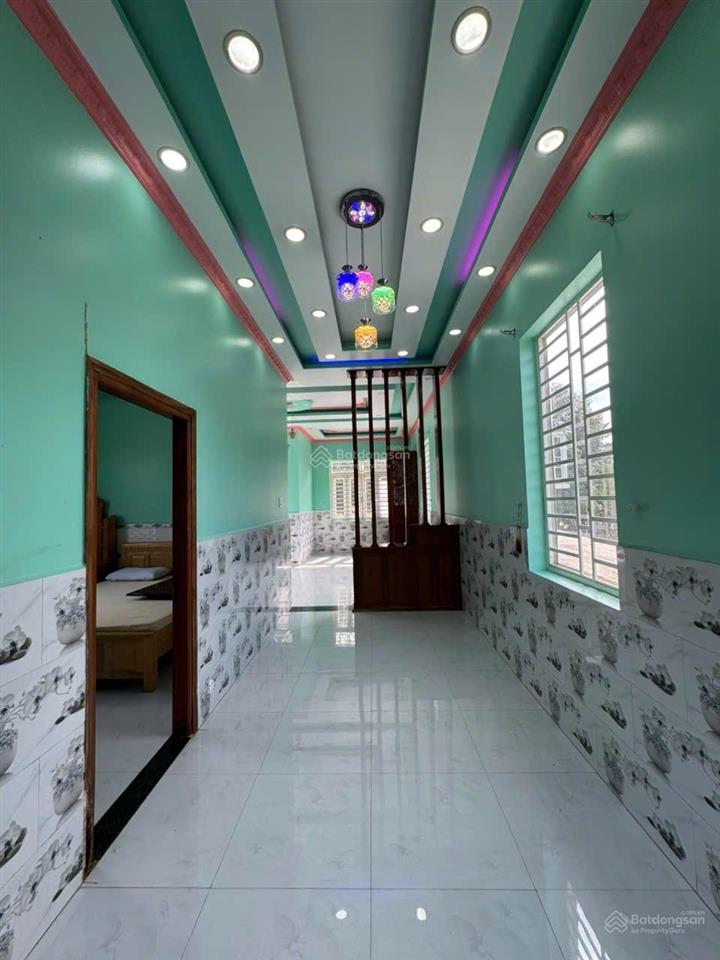 Bán nhà vườn phú giáo, bình dương, 2 lầu, 4 ngủ, có bể bơi, có cột viettel 4 triệu/tháng 0962 608 ***