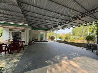 Bán nhà vườn phú giáo, bình dương, 2 lầu, 4 ngủ, có bể bơi, có cột viettel 4 triệu/tháng 0962 608 ***