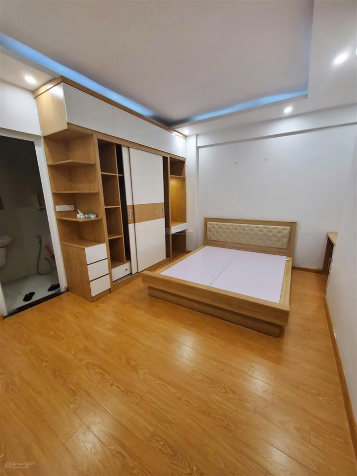 Cho thuê nhà  ct1  gelexia 727 tam trinh, hoàng mai, hà nội. căn 2 ngủ  80m  ban công nam