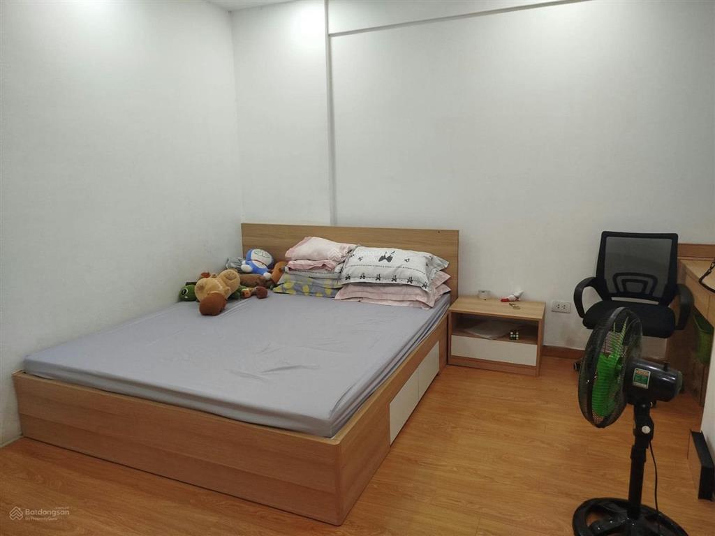 Cho thuê căn 2 ngủ tòa ct1, gelexia 727 tam trinh, hoàng mai, hn. vào ở luôn. 10 triệu. 0916 800 ***