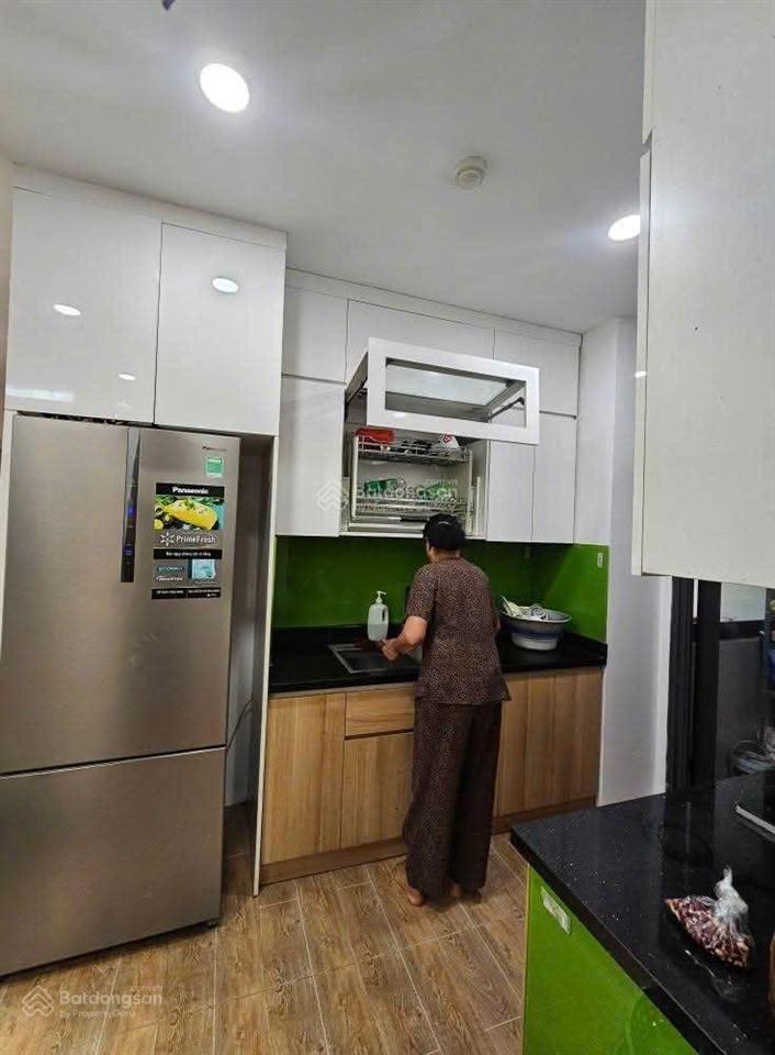 Cho thuê căn 2 ngủ tòa ct1, gelexia 727 tam trinh, hoàng mai, hn. vào ở luôn. 10 triệu. 0916 800 ***