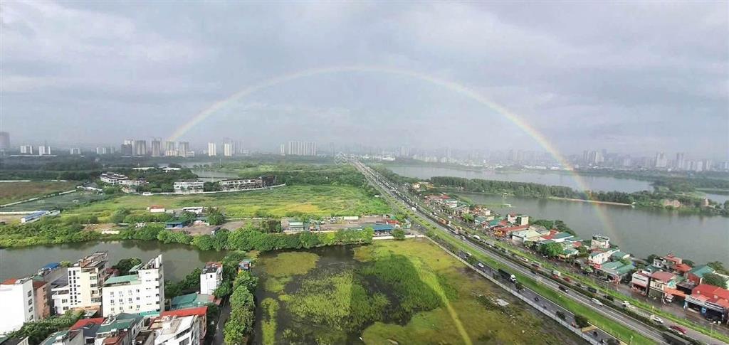 Bán căn góc 3 ngủ 107,2 m đẹp tòa b hateco view hồ công viên yên sở. 6 tỷ 9, thương lượng mạnh
