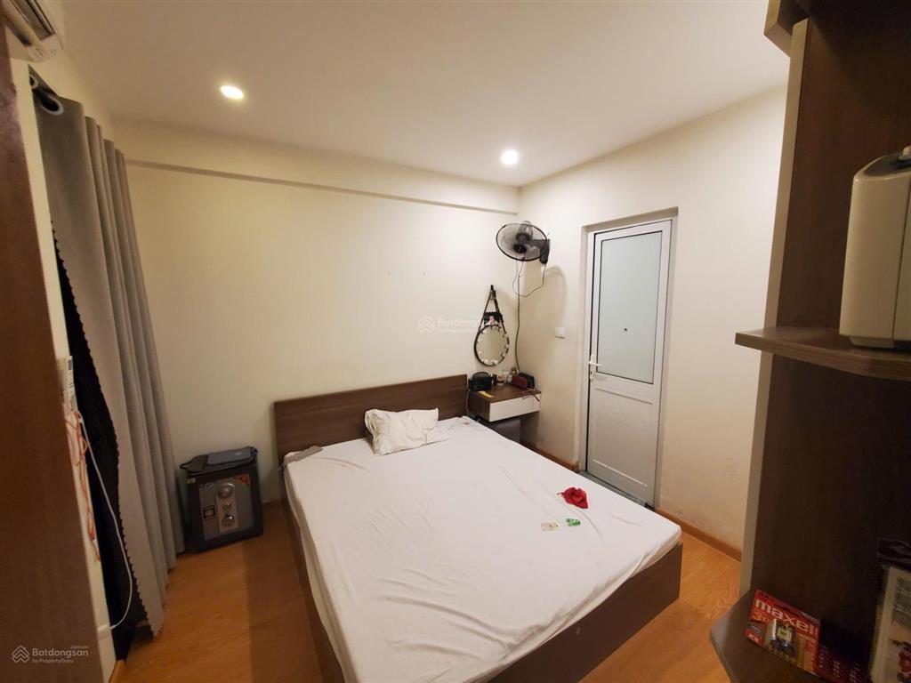 Cần bán căn 2 ngủ 65m gelexia, 727 tam trinh, hoàng mai, hn. 4 tỷ 350 thương lượng mạnh. 0916 800 ***