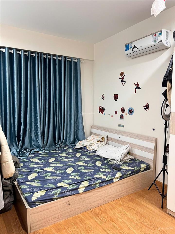 Cho thuê căn 2 ngủ gelexia 727 tam trinh, hoàng mai, hà nội. hơn 80m, 10 triệu/tháng. 0916 800 ***thu