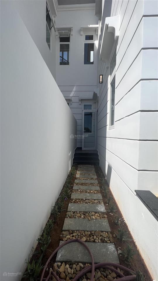 Hàng hiếm tại kđt vịnh an hòa núi thành, giá thỏa thuận, 150m2, 4pn, 5wc