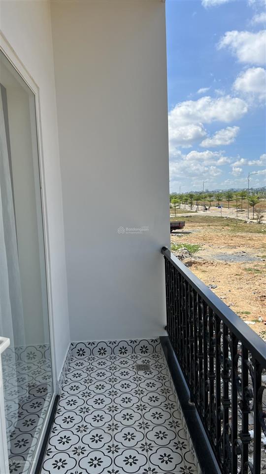 Cho thuê biệt thự hoa sứ diện tích 150m2 giá tốt tại kđt vịnh an hòa núi thành