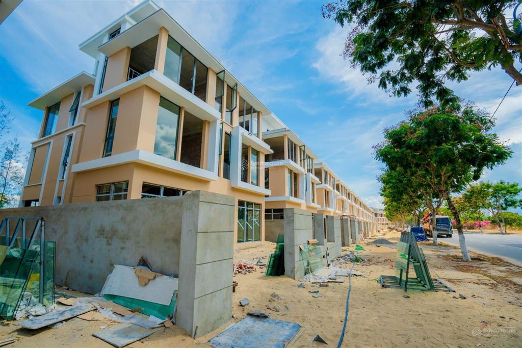 Newtown legend  biệt thự sân golf đẳng cấp đang nhận booking