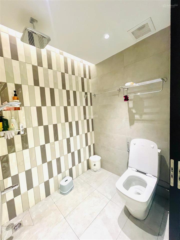 Hàng đẹp diamond centery 2pn 96m² tân phú hồ chí minh full nội thất cao cấp view hồ bơi 9,5 tỷ