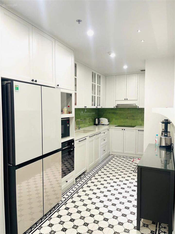Hàng đẹp diamond centery 2pn 96m² tân phú hồ chí minh full nội thất cao cấp view hồ bơi 9,5 tỷ