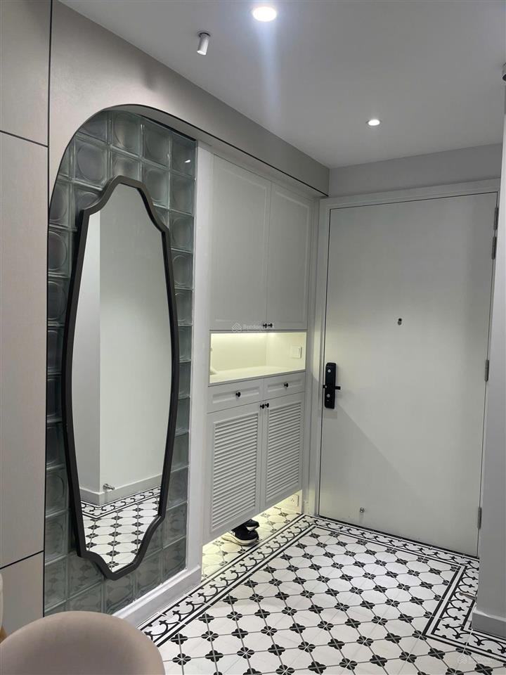 Hàng đẹp diamond centery 2pn 96m² tân phú hồ chí minh full nội thất cao cấp view hồ bơi 9,5 tỷ