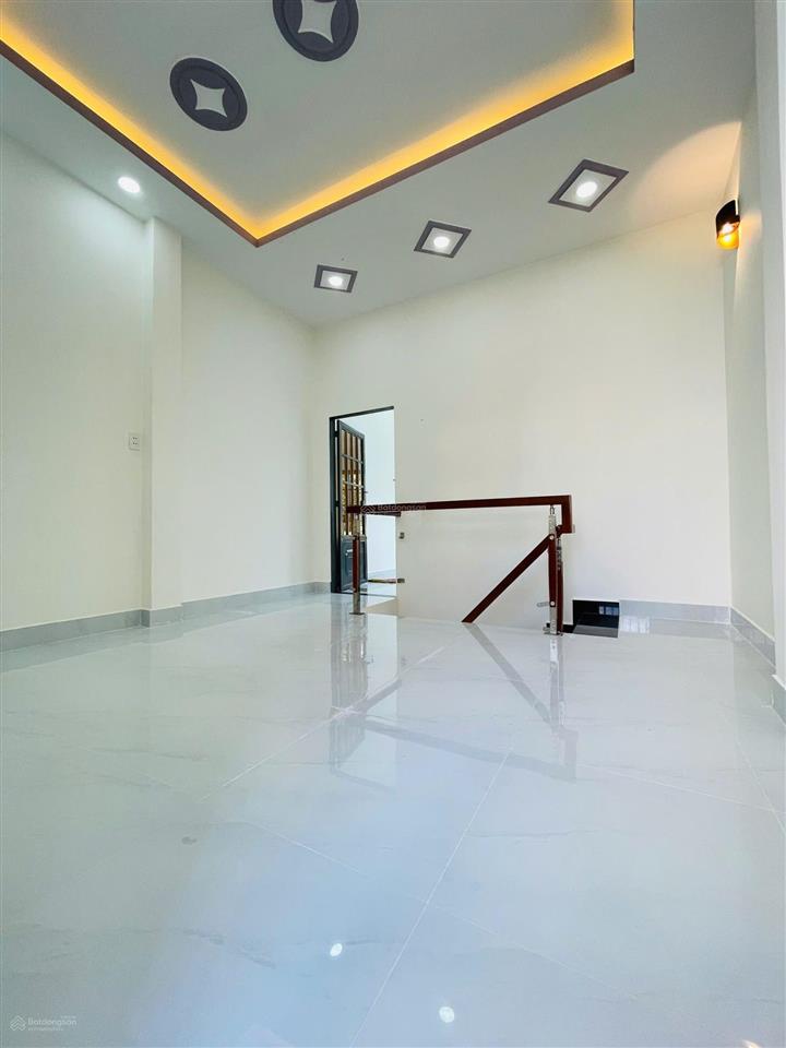 Nhà 1 trệt 1 lửng 1 lầu 1 tum sân thượng quốc lộ 13, p. hiệp bình phước, thủ đức