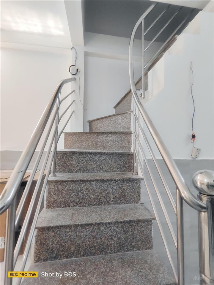 Nhà 1 trệt 1 lầu có 3pn gần vạn phúc đường số 4, p. hiệp bình phước, thủ đức