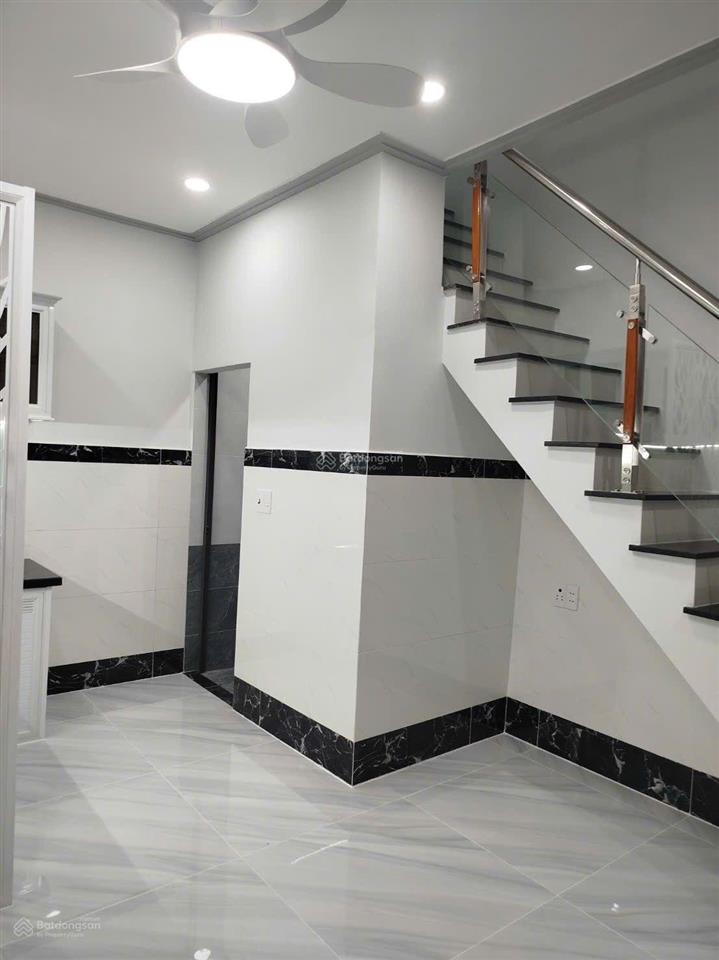 Nhà 1trệt 1 lầu gần mặt tiền đường số 43, p.hiệp bình chánh, thủ đức