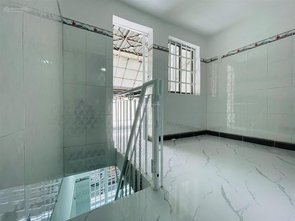 Nhà 1trệt 2lầu 4pn 3wc đường 19 ngay trung tâm linh chiểu, thủ đức