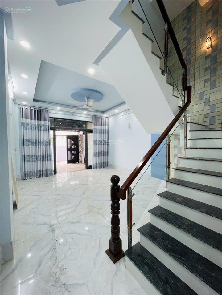 Nhà 100m2 1trệt 2lầu 1sân thượng đường số 6, p. hiệp bình chánh, thủ đức