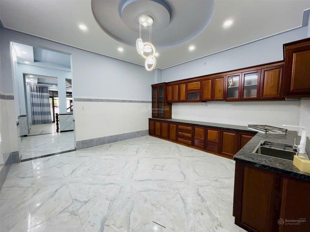 Nhà 100m2 1trệt 2lầu 1sân thượng đường số 6, p. hiệp bình chánh, thủ đức