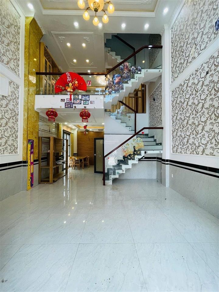 Nhà đẹp 53m² 1 trệt 1 lửng 2 lầu góc 2 mặt tiền đường cây keo