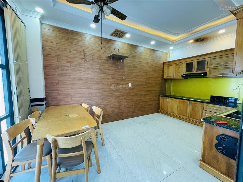 Nhà đẹp 53m² 1 trệt 1 lửng 2 lầu góc 2 mặt tiền đường cây keo