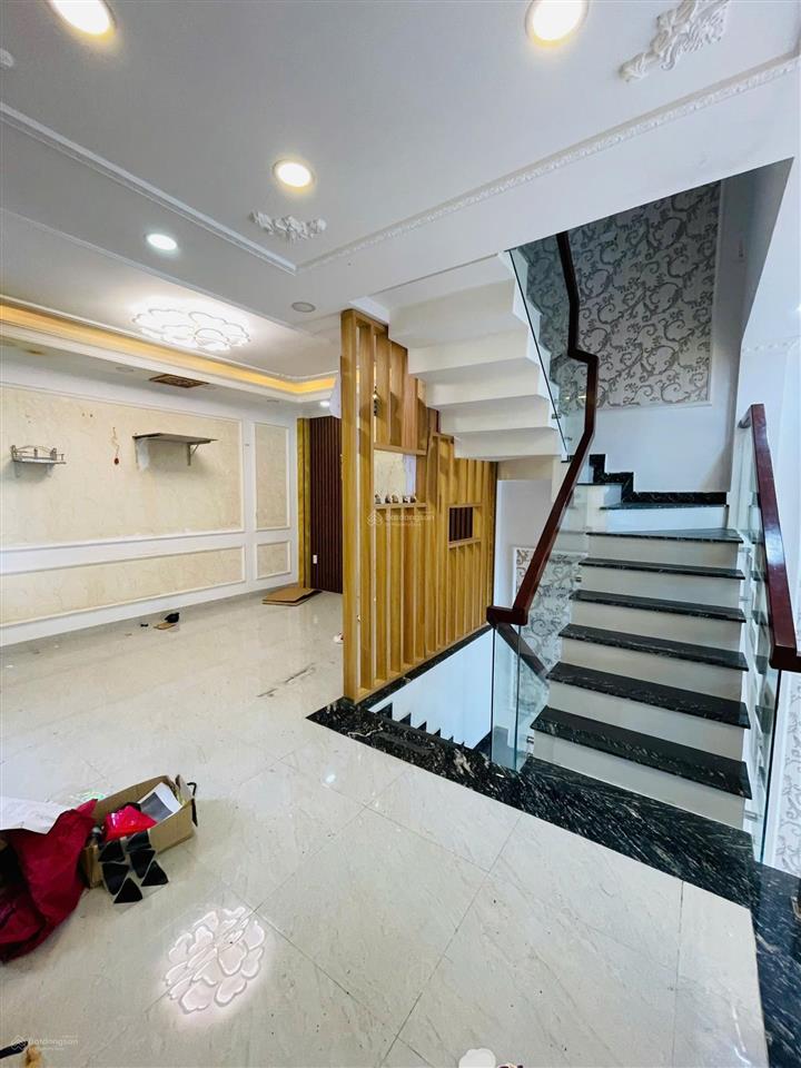 Nhà đẹp 53m² 1 trệt 1 lửng 2 lầu góc 2 mặt tiền đường cây keo