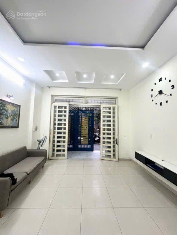 Nhà 54m2 1 trệt 2 lầu 1 sân thượng đúc quốc lộ 13 hiệp bình phước, thủ đức