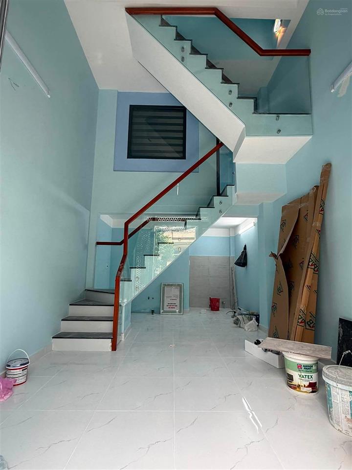 Nhà mới tinh đẹp 1 trệt 2 lầu đường 45 hbc ngay chợ bình triệu