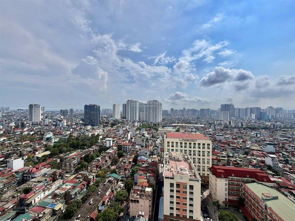 Nóng  cần bán gấp  căn hộ chung cư 2 ngủ tại 102 thái thịnh  hà thành plaza 68m2 chỉ 5,98 tỷ.