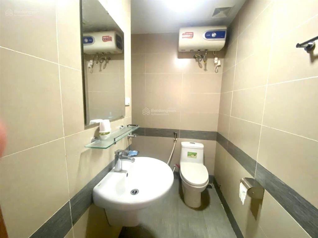 Bán căn hộ chung cư tòa e3b yên hòa, cầu giấy, căn góc tầng 6
