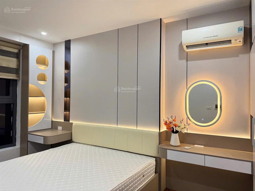 Cần tiền bán căn hộ chung cư vinata 289 khuất duy tiến, căn góc 3pn full nội thất đẹp
