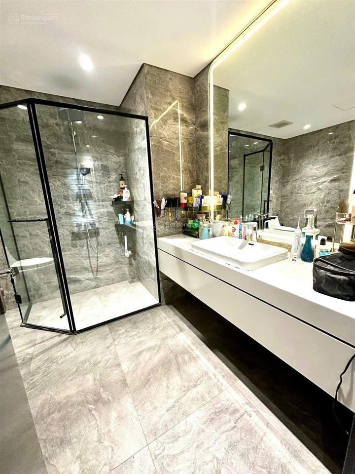 Bán căn hộ tòa c7 chung cư d'capitale trần duy hưng, căn góc view thoáng đẹp