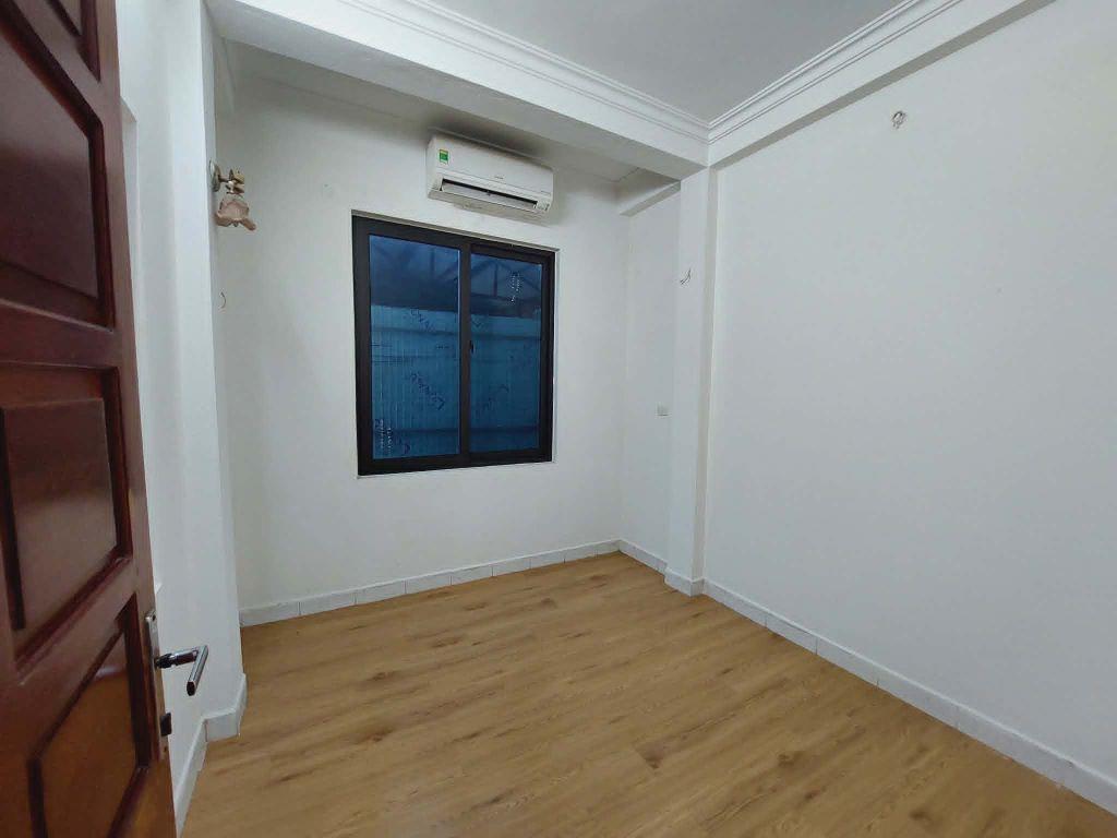Bán nhà ngọc hà 22m, 5 tầng, mỗi tầng 1 phòng ngủ, giá 5.9 tỷ