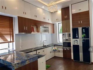 Cho thuê nguyên căn nhà phố lakeview city 7x20m nhà đã hoàn thiện giá 30tr/th. 0917 330 ***