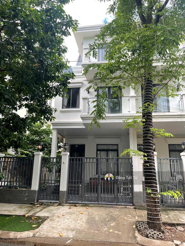 Cần bán gấp nhà phố lakeview city 7x20m 1 trệt 3 lầu nhà hoàn thiện full nội thất giá 25 tỷ