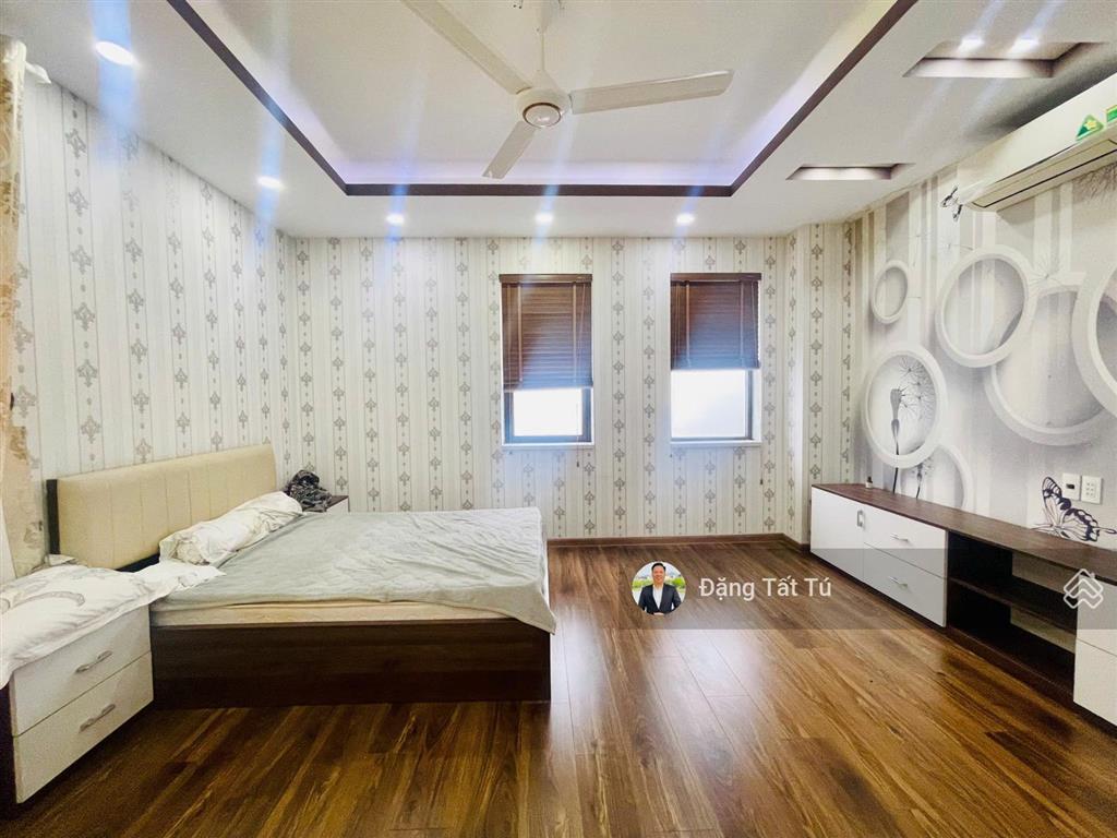 Cần bán gấp nhà phố lakeview city 7x20m 1 trệt 3 lầu nhà hoàn thiện full nội thất giá 25 tỷ